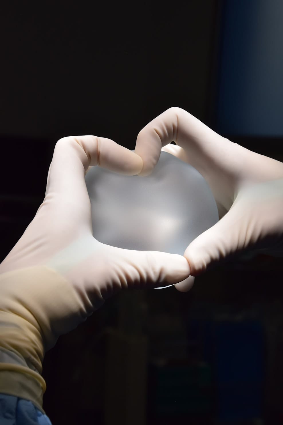 Preparacion de implantes en entorno clinico esteril